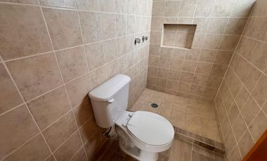 Casa en Renta en Lomas 4ta. Ideal para Oficina, clases de yoga, clases de baile incluso para SPA.