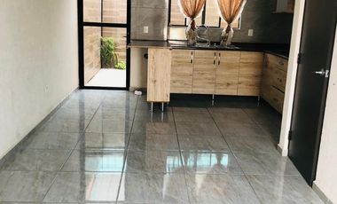 Hermosa Casa en Renta en Vista Sur