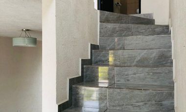 Hermosa Casa en Renta en Vista Sur