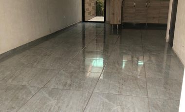 Hermosa Casa en Renta en Vista Sur