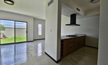 CASA EN VENTA CERCANA A PERIFERICO DE TORREON EN CIRCUITO PRIVADO