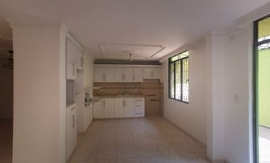 SE VENDE CASA DE DOS PISOS EN LA URBANIZACIÓN PRIMAVERA DE BUGANVILES, ORIENTE DE NEIVA