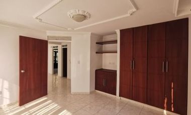 SE VENDE CASA DE DOS PISOS EN LA URBANIZACIÓN PRIMAVERA DE BUGANVILES, ORIENTE DE NEIVA