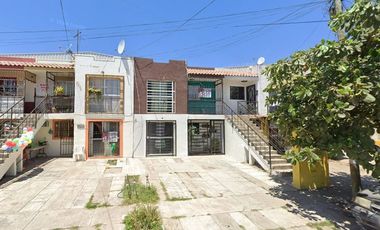 Sk16- Casa En Remate Bancario En C. Cto Playa De Oro, Los Tamarindos, Puerto Vallarta, Jalisco - Oportunidad De Inversion