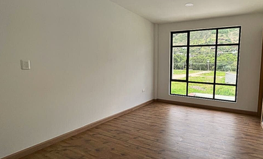 VENTA AMPLIA CASA UBICADA EN PIRINCAY – VÍA PAUTE