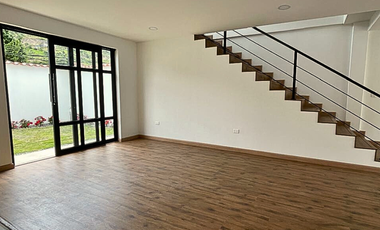VENTA AMPLIA CASA UBICADA EN PIRINCAY – VÍA PAUTE