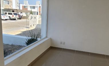 CASA EN VENTA EN ZONA SONTERRA, QRO.