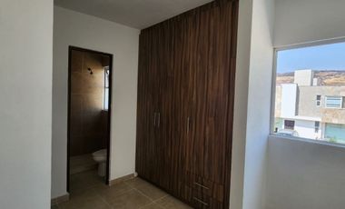 CASA EN VENTA EN ZONA SONTERRA, QRO.