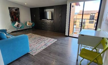 CHIA VENDO CASA HERMOSA DE  3 PISOS CON AREA DE CONSTRUCCION DE  330mts+25 terraza, lote 432 mts 5 habitaciones +cuarto de servicio,parqueadero 3 auto