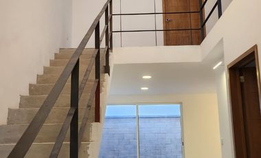 CASA EN VENTA EN LA CARCAÑA MOMOXPAN ATRAS DE CENTRO COMERCIAL LA EXPLANADA