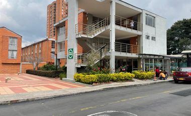 SE VENDE CASA EN PORTAL DE LA AUTOPISTA