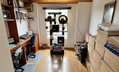 SE VENDE CASA EN PORTAL DE LA AUTOPISTA