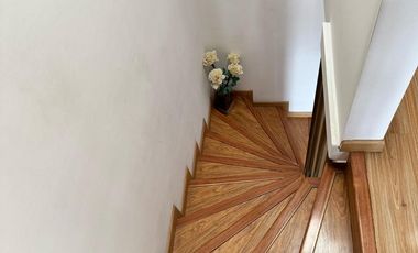 SE VENDE CASA EN PORTAL DE LA AUTOPISTA