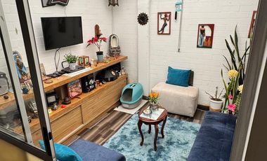 SE VENDE CASA EN PORTAL DE LA AUTOPISTA