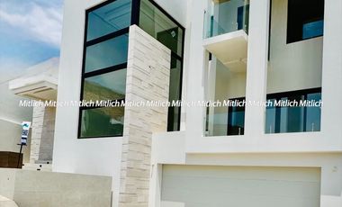 CASA EN VENTA ZONA CANTERAS $22,500,000.