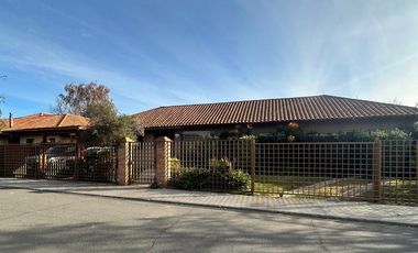 Se vende hermosa casa en El Polo, Machali