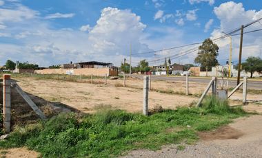 TERRENO EN VENTA  MARAVILLAS PASANDO TERCER ANILLO