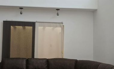 VENTA CASA CON DOBLE ALTURA EN LA SALA , SOTANO MAS 3 REC MAS ESTUDIO Y SALA DE TV