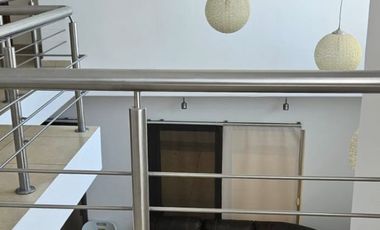 VENTA CASA CON DOBLE ALTURA EN LA SALA , SOTANO MAS 3 REC MAS ESTUDIO Y SALA DE TV
