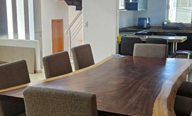 VENTA CASA CON DOBLE ALTURA EN LA SALA , SOTANO MAS 3 REC MAS ESTUDIO Y SALA DE TV