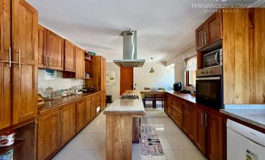 SANTA MARÍA - VENDE | ARRIENDA CASA 5D 5B PISCINA - COND. LOS ACACIOS
