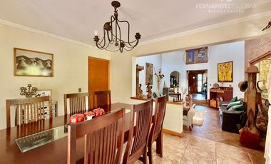 SANTA MARÍA - VENDE | ARRIENDA CASA 5D 5B PISCINA - COND. LOS ACACIOS