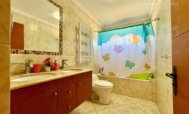 SANTA MARÍA - VENDE | ARRIENDA CASA 5D 5B PISCINA - COND. LOS ACACIOS