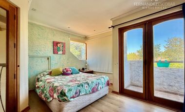 SANTA MARÍA - VENDE | ARRIENDA CASA 5D 5B PISCINA - COND. LOS ACACIOS