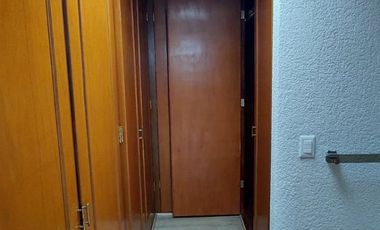 MAGNÍFICA CASA EN LINDAVISTA 4 recámaras y 2 estudios, 5 CAJONES ESTACIONAMIENTO,JARDÍN CUTO. SERVICIO