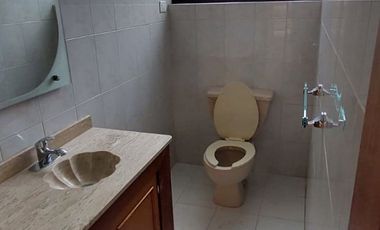 MAGNÍFICA CASA EN LINDAVISTA 4 recámaras y 2 estudios, 5 CAJONES ESTACIONAMIENTO,JARDÍN CUTO. SERVICIO