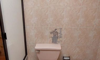 MAGNÍFICA CASA EN LINDAVISTA 4 recámaras y 2 estudios, 5 CAJONES ESTACIONAMIENTO,JARDÍN CUTO. SERVICIO