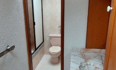 MAGNÍFICA CASA EN LINDAVISTA 4 recámaras y 2 estudios, 5 CAJONES ESTACIONAMIENTO,JARDÍN CUTO. SERVICIO