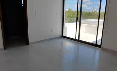 Renta Residencia🏠en Privada Soluna, al norte de Mérida, Yucatán, 3 Recámaras🛏️, piscina, etc.