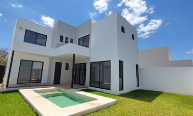 Renta Residencia🏠en Privada Soluna, al norte de Mérida, Yucatán, 3 Recámaras🛏️, piscina, etc.
