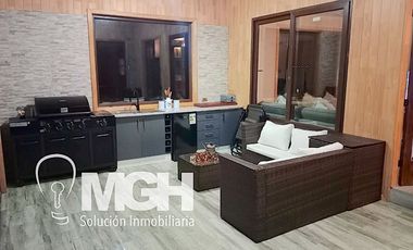 Arriendo casa semi amoblada con gastos incluidos, en Club de Campo Residencial
