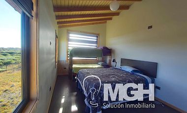 Arriendo casa semi amoblada con gastos incluidos, en Club de Campo Residencial