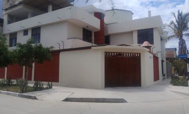 AMPLIA CASA EN VENTA – URB. MIRAFLORES - CASTILLA - PIURA