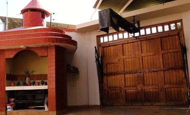 AMPLIA CASA EN VENTA – URB. MIRAFLORES - CASTILLA - PIURA