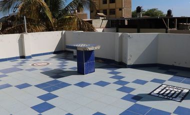 AMPLIA CASA EN VENTA – URB. MIRAFLORES - CASTILLA - PIURA