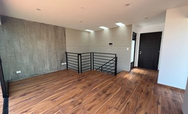 Venta dpto Dúplex de estreno en la Aurora, con gran terraza