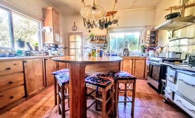 Parcela Con Casa Sólida Y Cabañas Con Airbnb Funcionando!