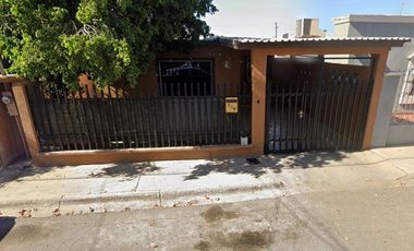 Venta de casa en  Isla Sicilia , Jardines del Lago, 21330 Mexicali, B.C.