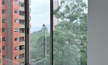 Adquiere amplio apartamento con hermosa vista de Medellín en San Diego de Las Palmas