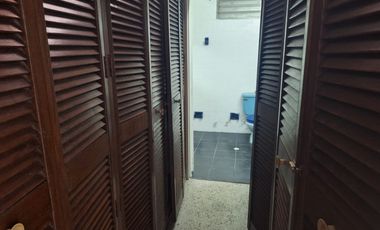 SE RENTA. RENTO CASA ESPACIOSA EN LAURELESS