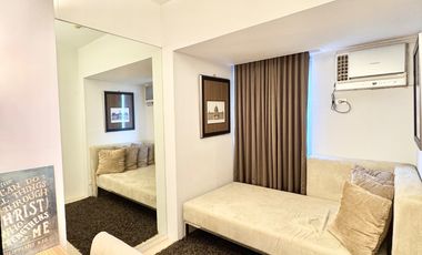 Good deal! Interior Decorated 2 Bedroom unit with 2 parking slot in Avida Towers 1 Alabang Muntinlupa