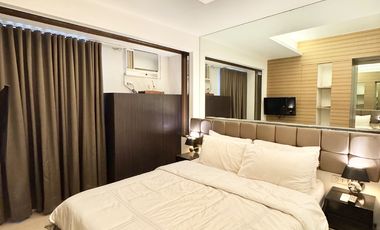 Good deal! Interior Decorated 2 Bedroom unit with 2 parking slot in Avida Towers 1 Alabang Muntinlupa