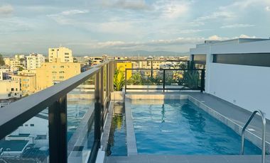 Suite de 46 m2 en Edificio Puerto Banús, cerca al mar.