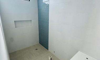 Suite de 46 m2 en Edificio Puerto Banús, cerca al mar.