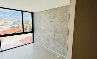 Suite de 46 m2 en Edificio Puerto Banús, cerca al mar.