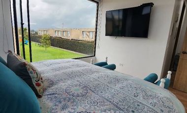 CASA ESQUINERA VENTILADA, ILUMINADA,  DOS  PISOS, CHIA FONQUETA,EDAD 4 AÑOS, 2 PISOS, DOS PARQUEADEROS ,TIENE HIPOTECA  BANCOLOMBIA, ZONA SOCIAL DEL C